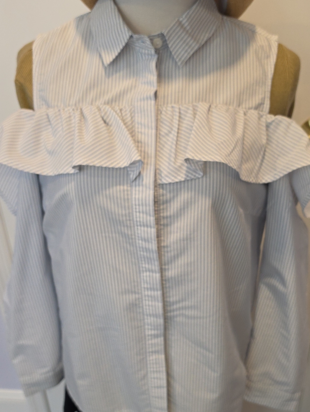 Velvet Heart Light Blue Striped Cold-Shoulder Ruffle Button-Down